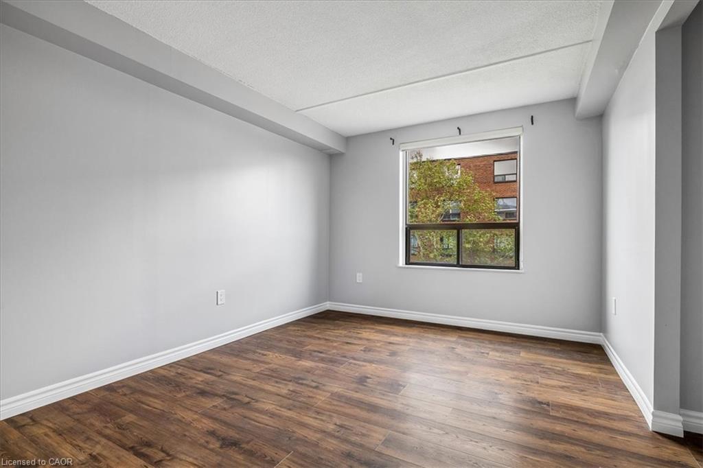 605-966 Queenston Road Property Photo 37