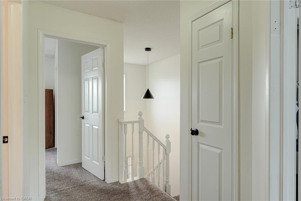 799 Commonwealth Crescent Property Photo 18