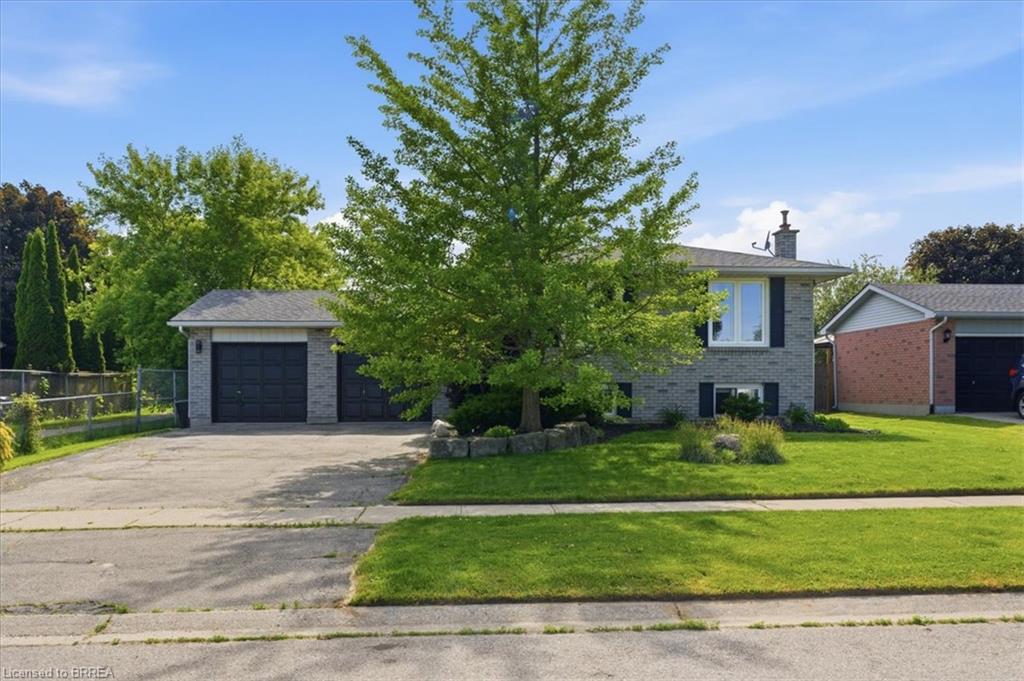 33 Edward Avenue Property Photo 1
