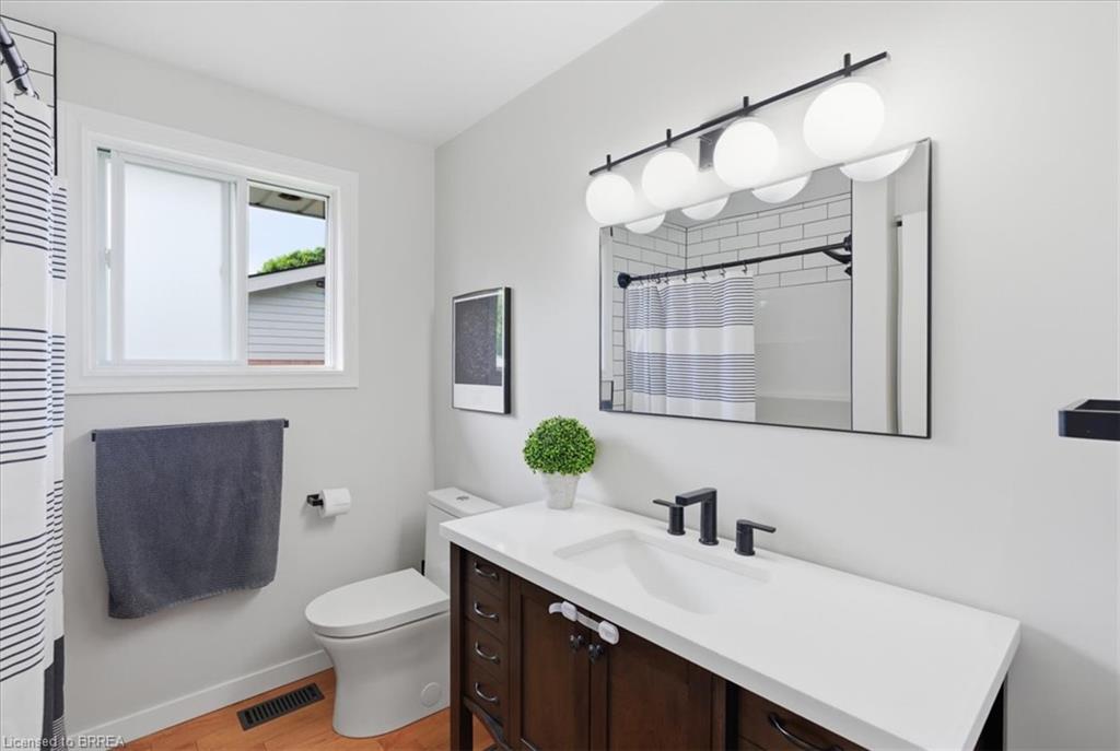 33 Edward Avenue Property Photo 20