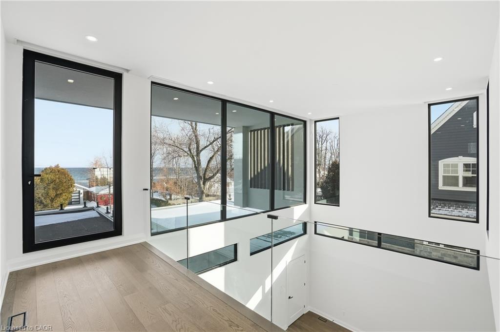 36 Windemere Road Property Photo 23