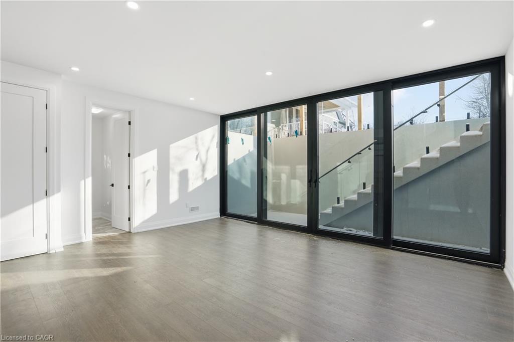 36 Windemere Road Property Photo 27