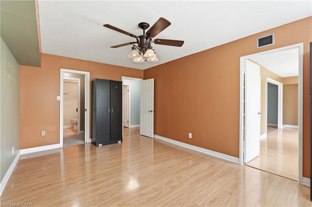 B3-7 Gale Crescent Property Photo 16