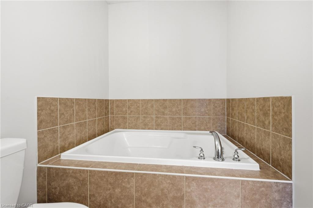 221 Nisbet Boulevard Property Photo 28
