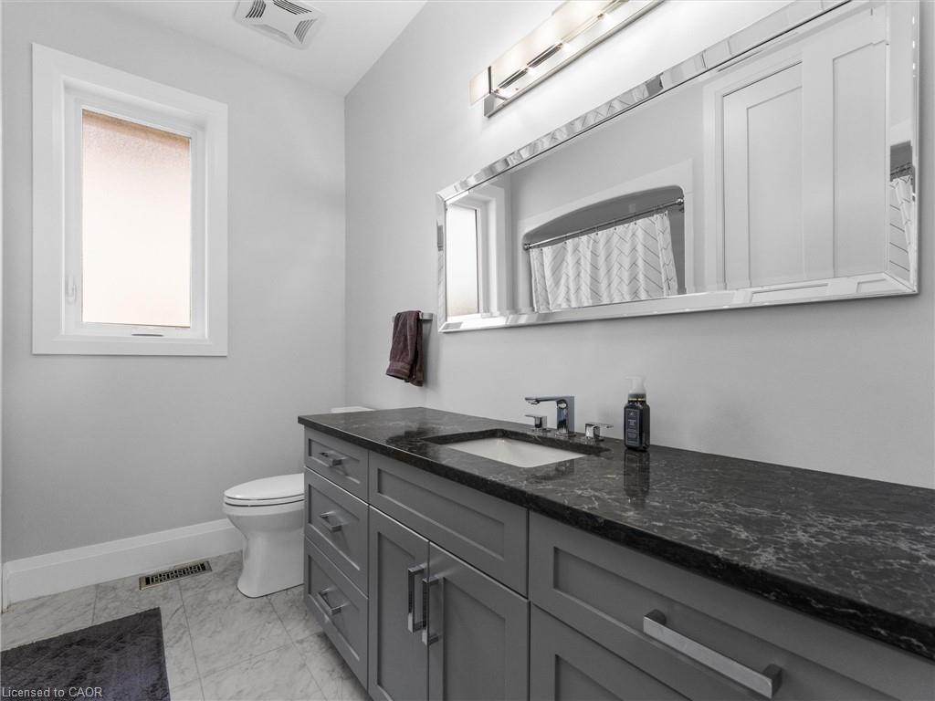 351 Old Tecumseh Road Property Photo 23