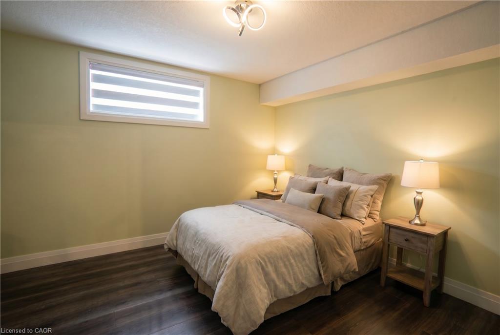 104 Thames Springs Crescent Property Photo 26