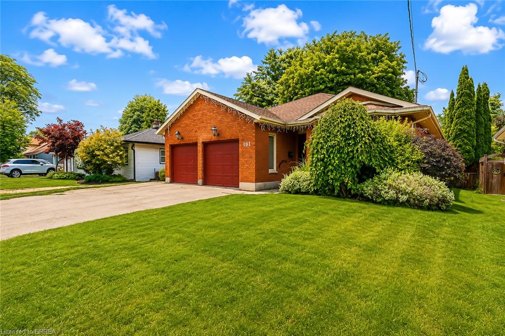 101 Dunsdon Street Property Photo 3