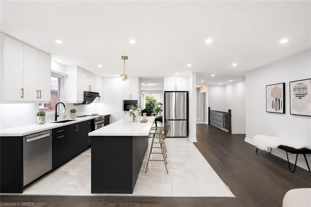 101 Dunsdon Street Property Photo 11