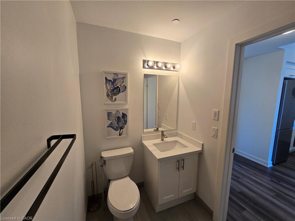 213-600 North Service Road Property Photo 26