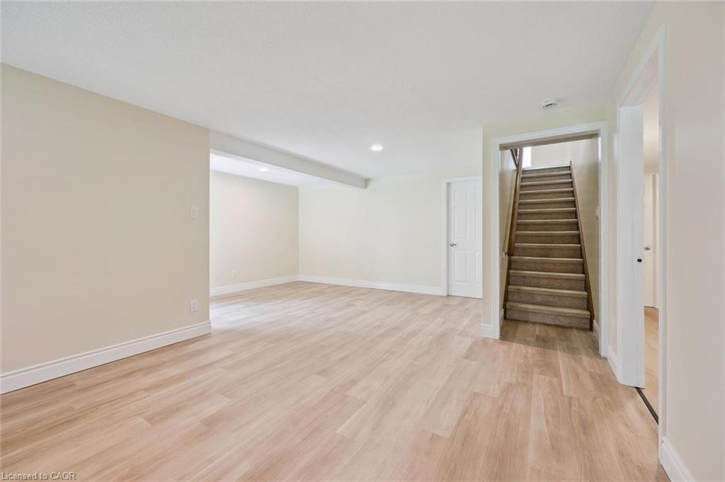 4-311 George Street N Property Photo 25