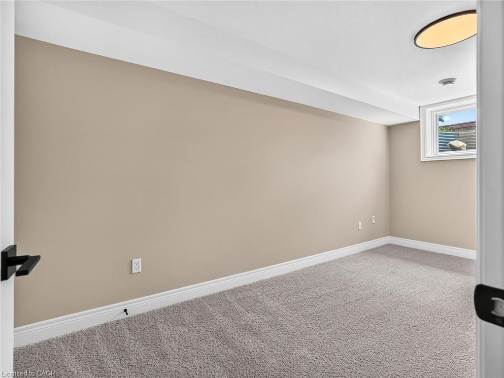 20 Austin Drive Property Photo 23