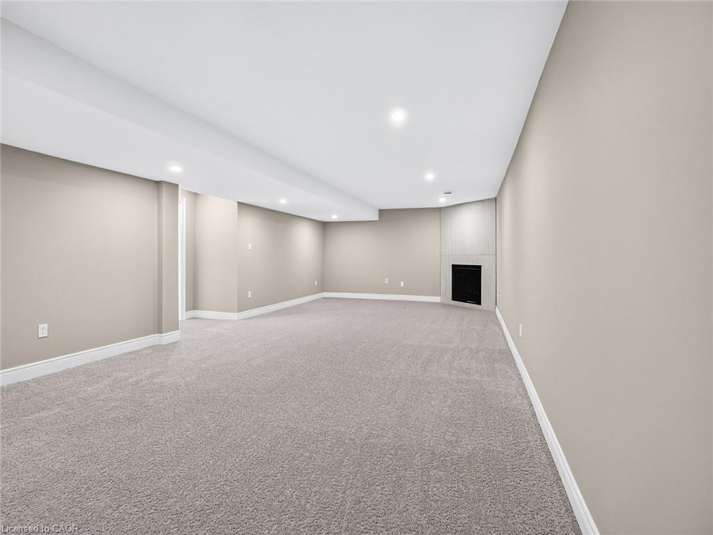 20 Austin Drive Property Photo 27