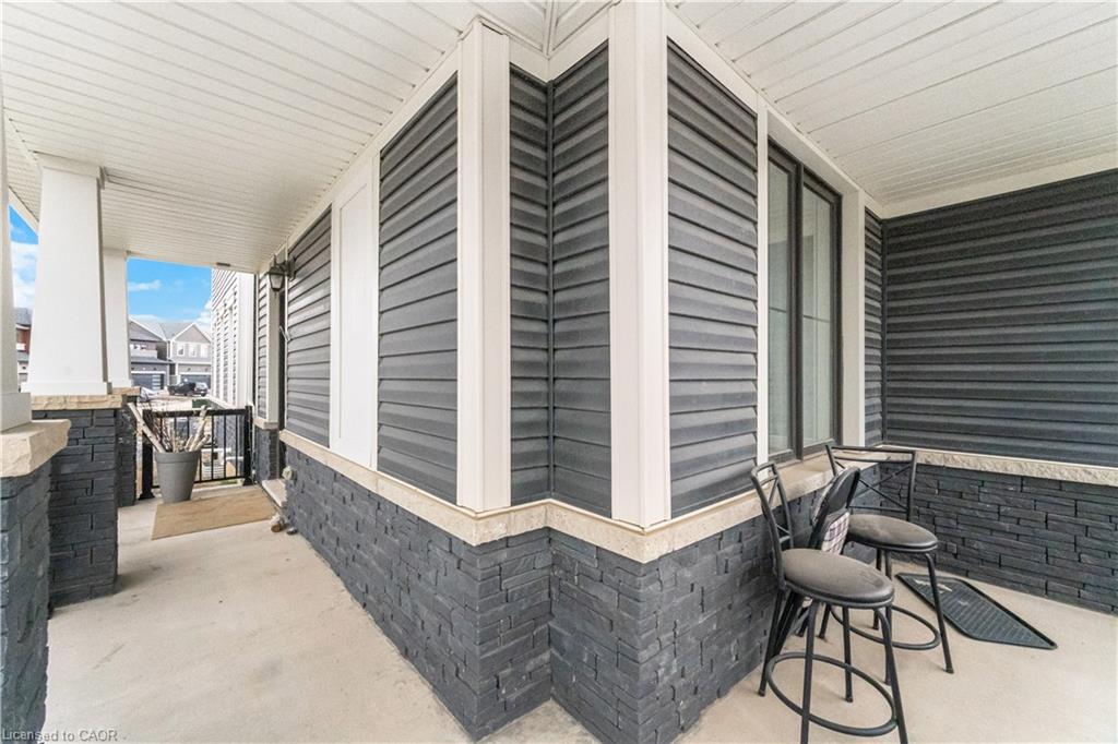 240 Velvet Way Property Photo 10