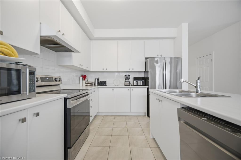 240 Velvet Way Property Photo 17