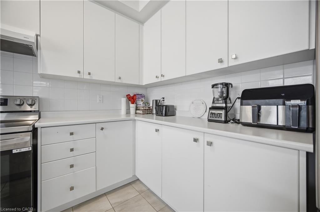 240 Velvet Way Property Photo 18