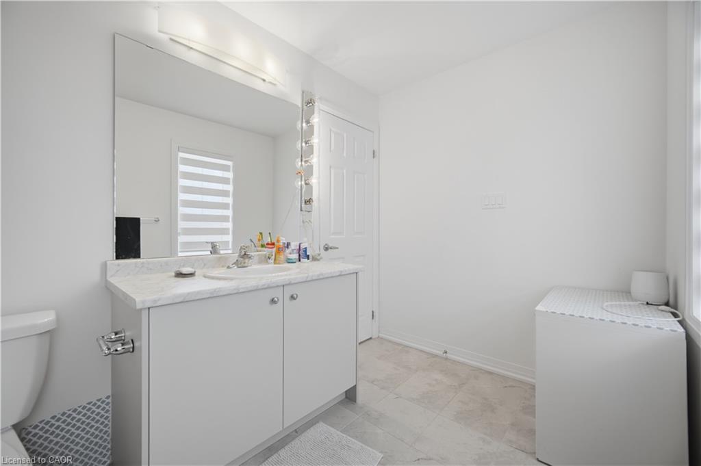 240 Velvet Way Property Photo 38