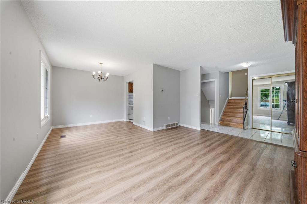 7 Sigurd Jensen Court Property Photo 7