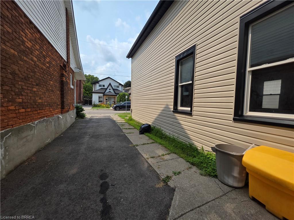 109 Sydenham Street Property Photo 29