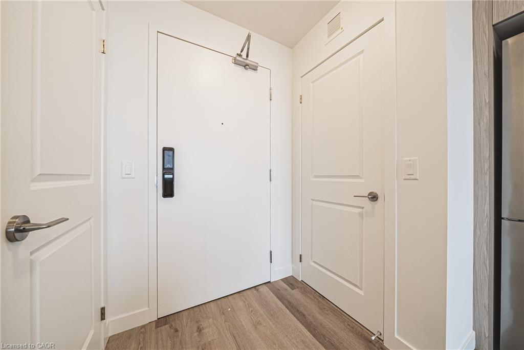 1018-461 Green Road Property Photo 12