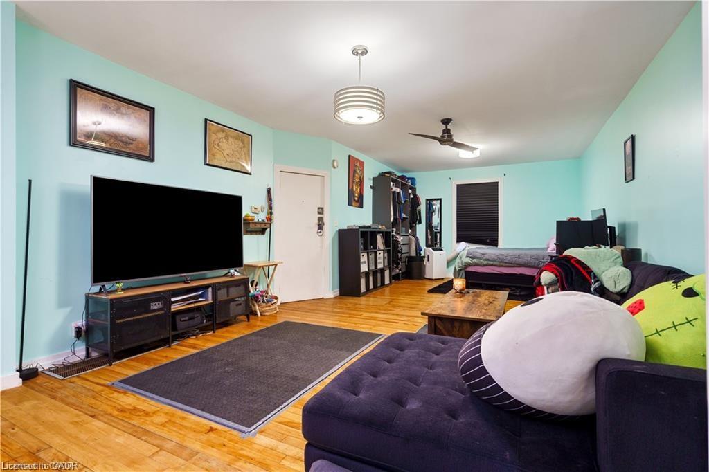 219 Avondale Street Property Photo 4