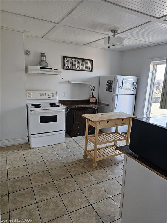 219 Avondale Street Property Photo 12