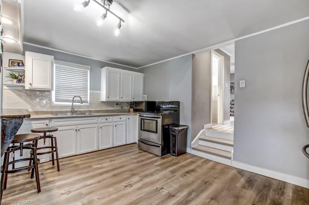 12 Pansy Avenue Property Photo 3