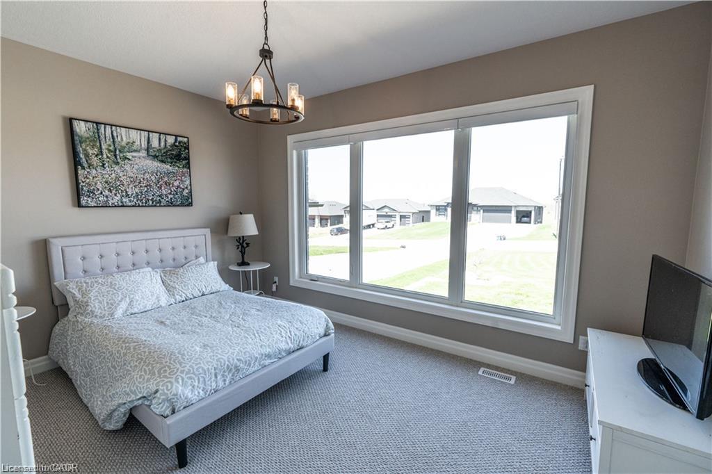 15 Hudson Drive Property Photo 18