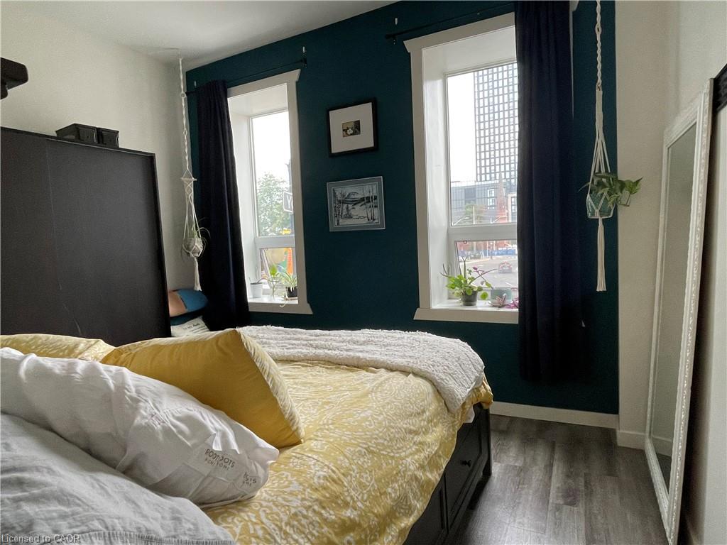 91 James Street N Property Photo 6