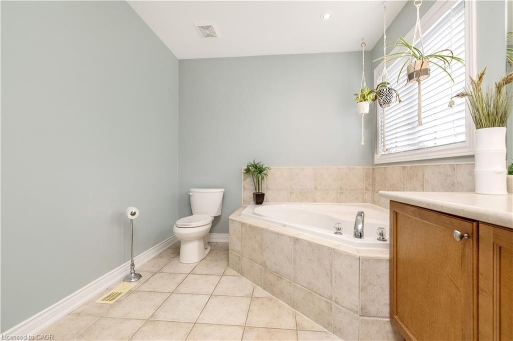 28 Brown's Crescent Property Photo 27