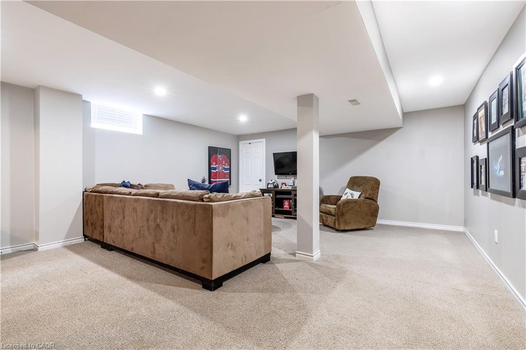 28 Brown's Crescent Property Photo 36