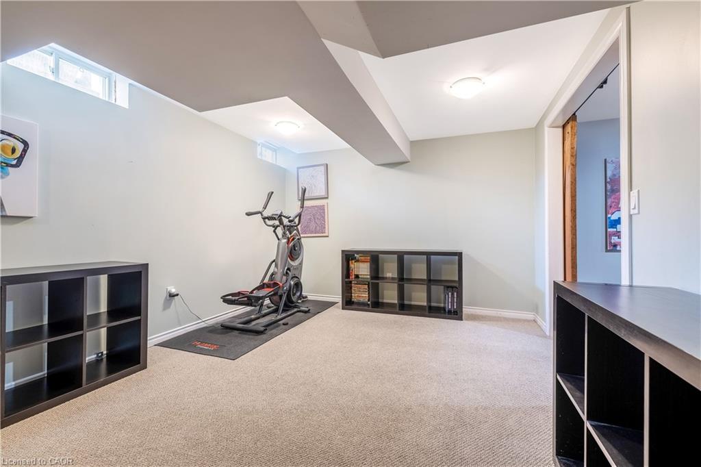 28 Brown's Crescent Property Photo 40
