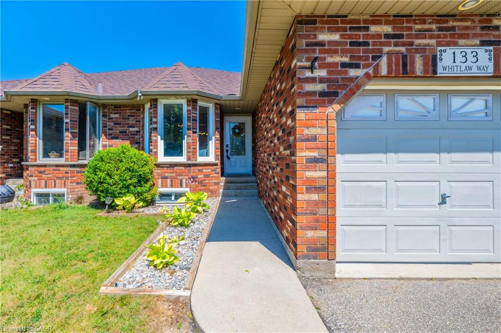 133 Whitlaw Way Property Photo 3