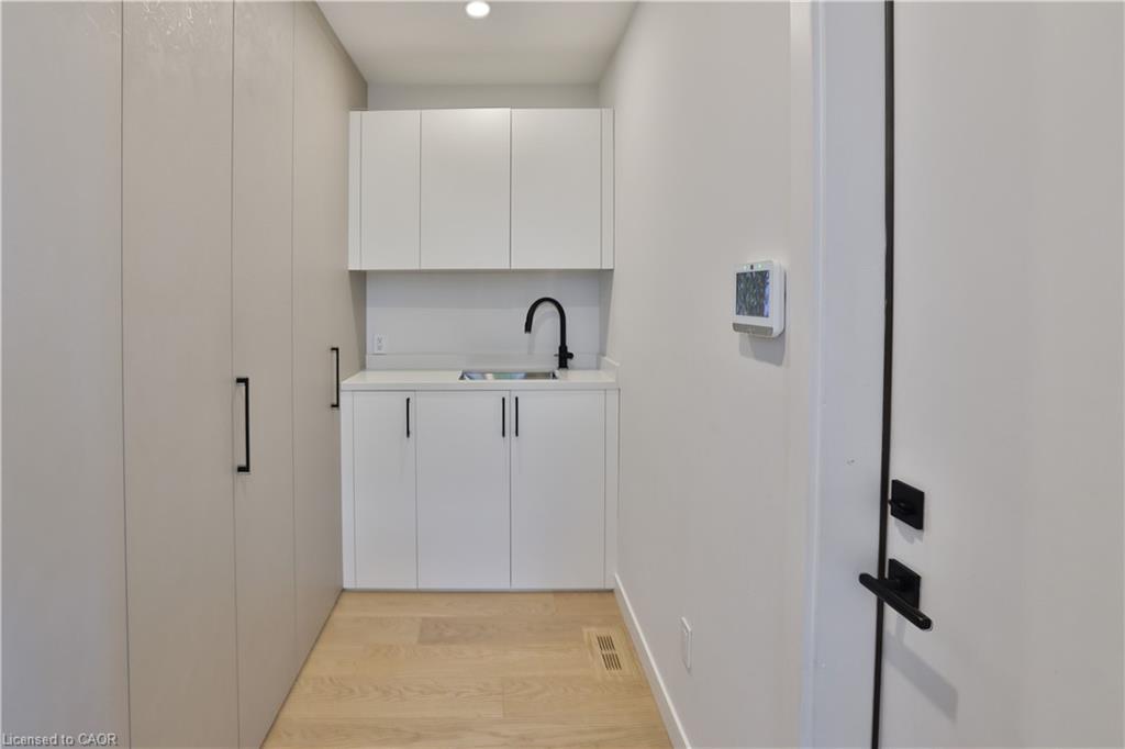 70 Upper Mount Albion Road Property Photo 15