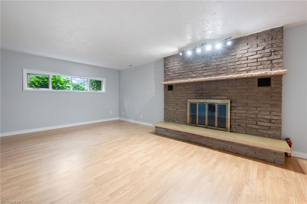 11 Glenda Street Property Photo 11