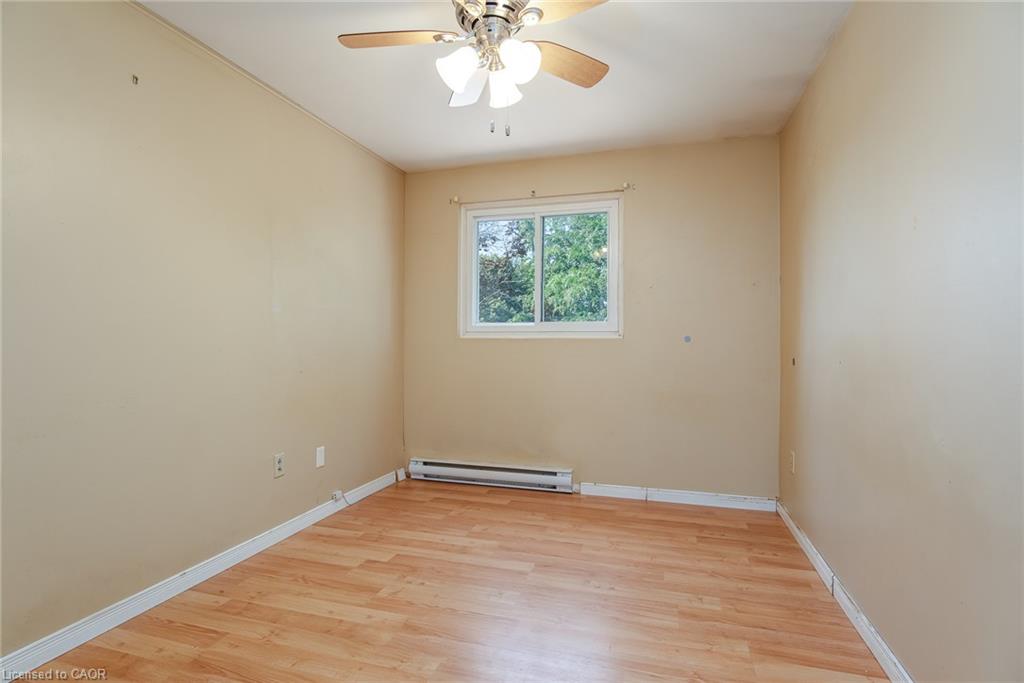 C-304 Bluevale Street N Property Photo 22