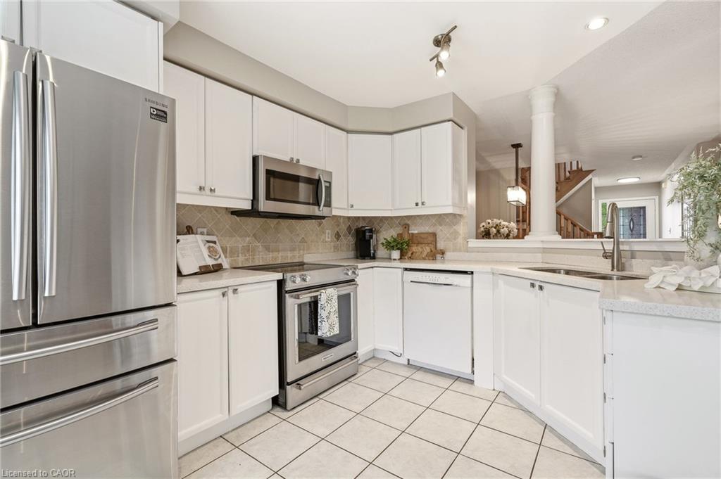 2463 Carberry Way Property Photo 11