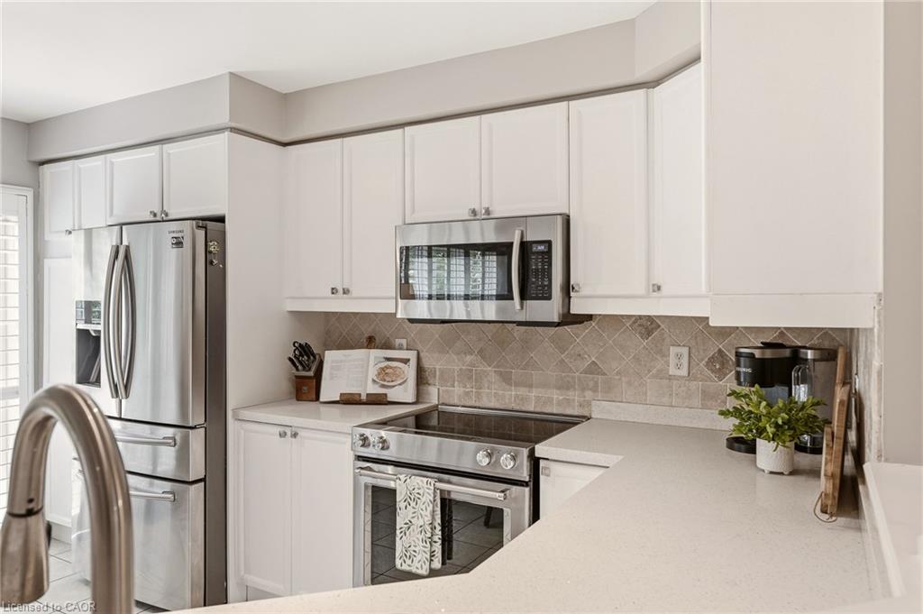 2463 Carberry Way Property Photo 12