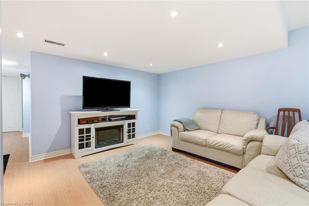 2463 Carberry Way Property Photo 26