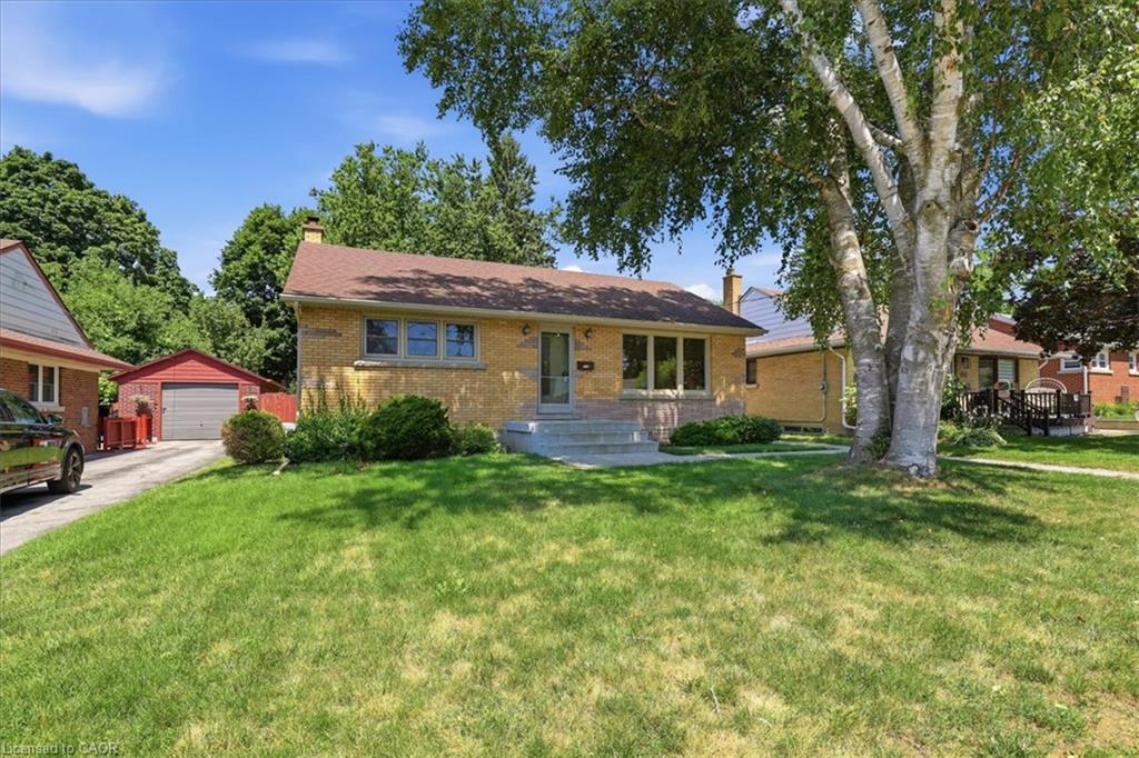 184 Murdock Avenue Property Photo 4