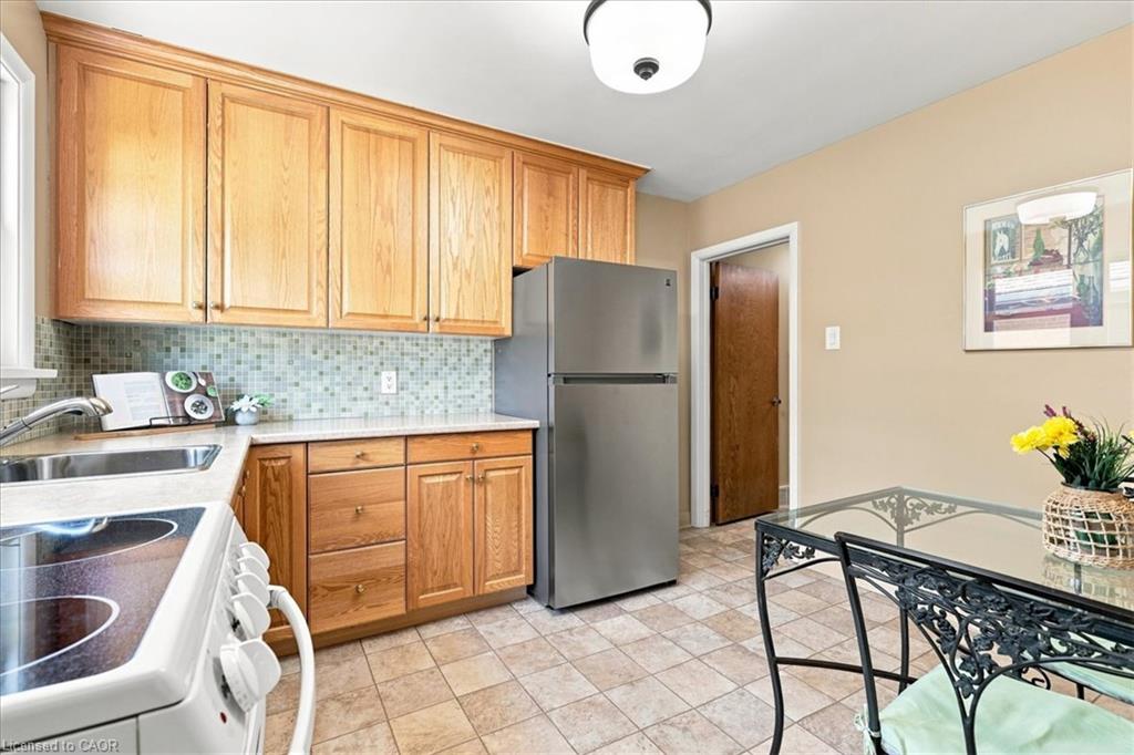 184 Murdock Avenue Property Photo 11