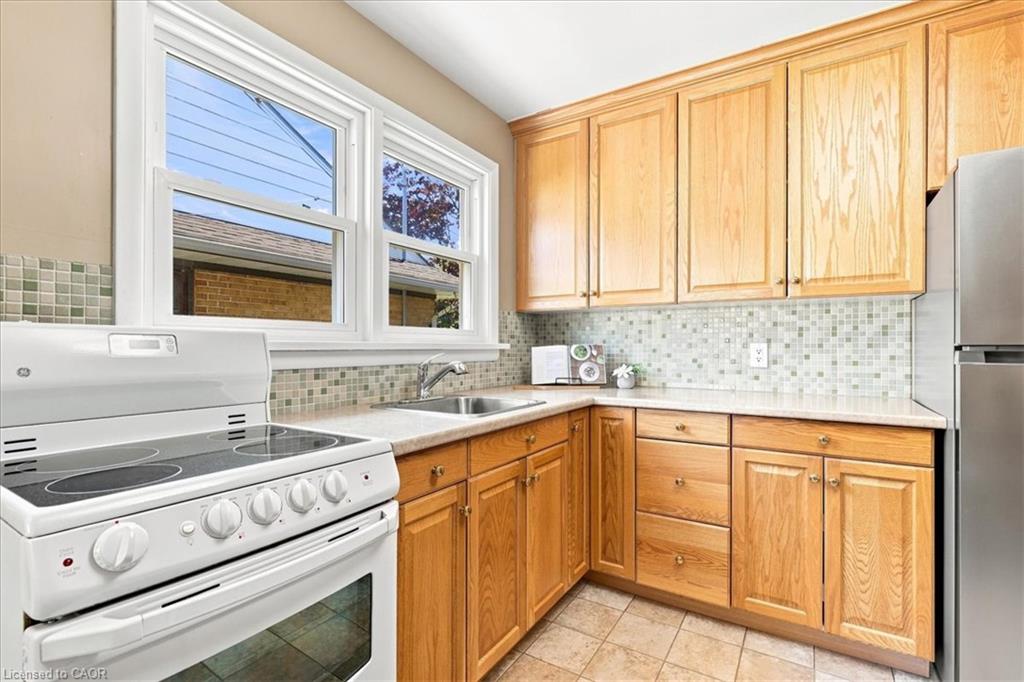 184 Murdock Avenue Property Photo 12