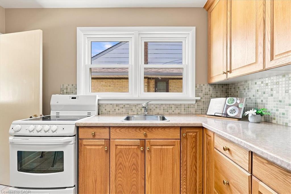 184 Murdock Avenue Property Photo 13