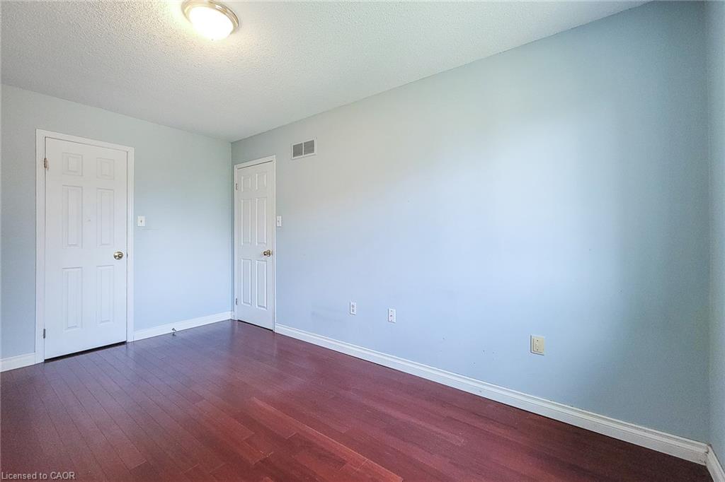 50-502 Barton Street Property Photo 38