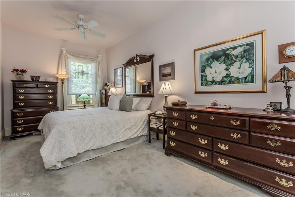 569 Locust Street Property Photo 17