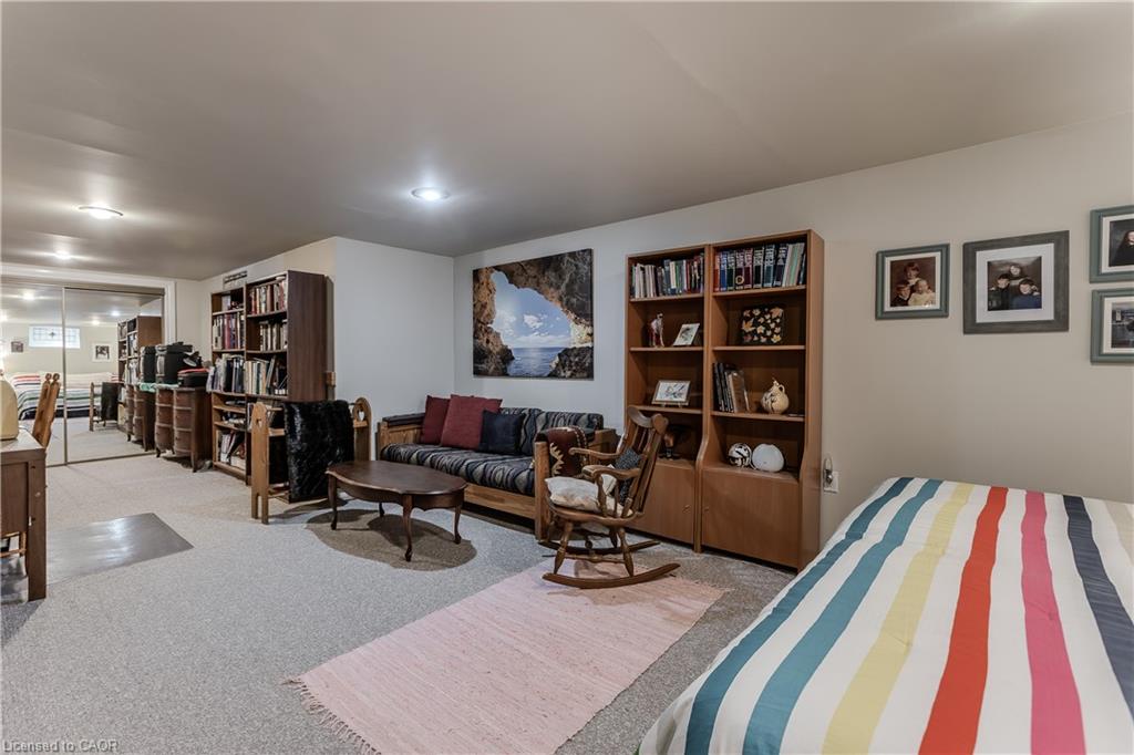 569 Locust Street Property Photo 27