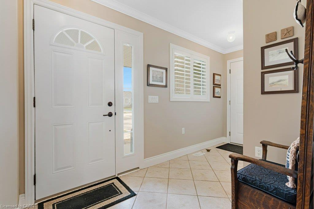 228 Glenariff Drive Property Photo 5