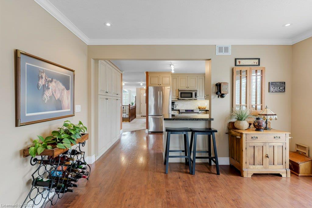 228 Glenariff Drive Property Photo 16