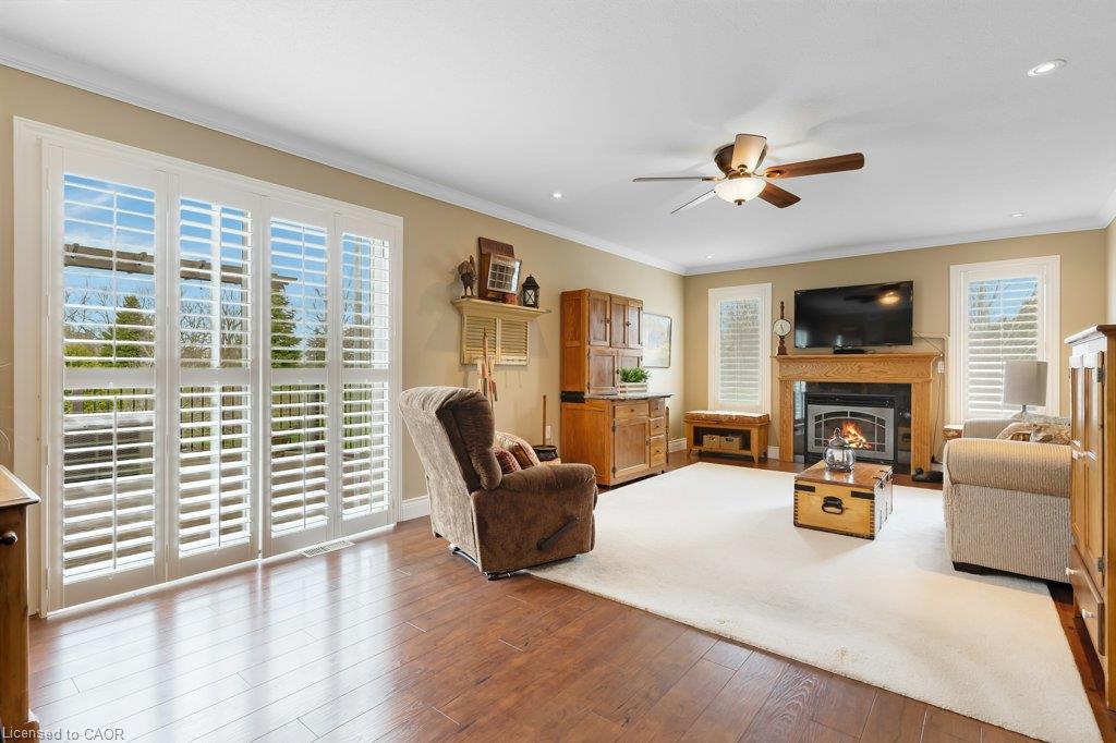 228 Glenariff Drive Property Photo 17