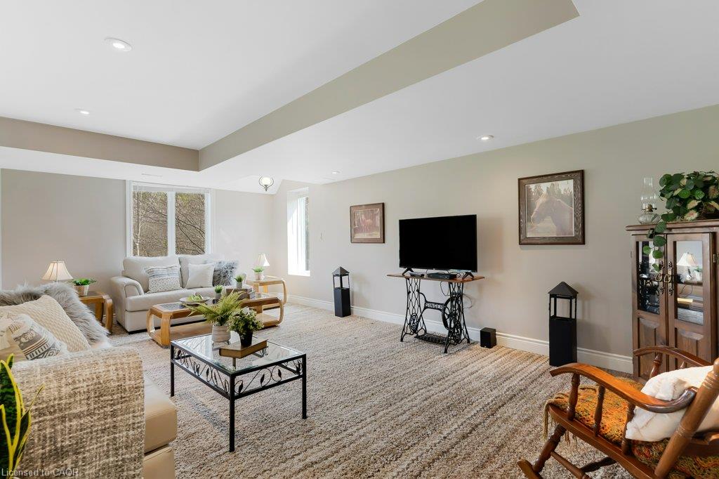228 Glenariff Drive Property Photo 34