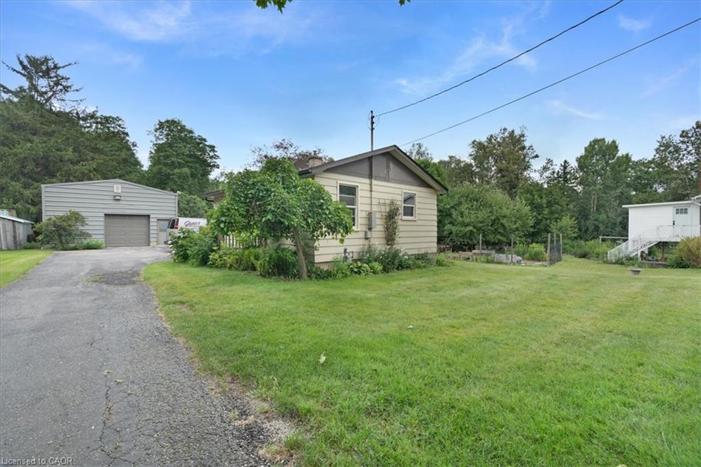1645 King Street N Property Photo 6